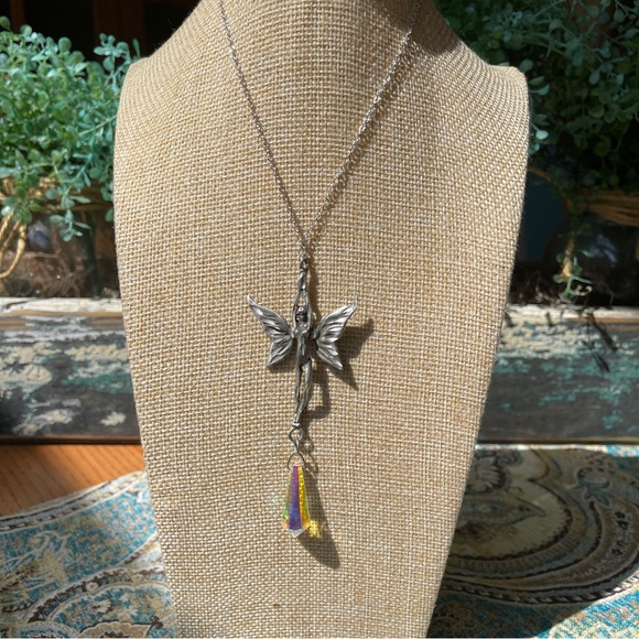 Hand Crafted Pewter Fairy AB Crystal necklace - Picture 5 of 9